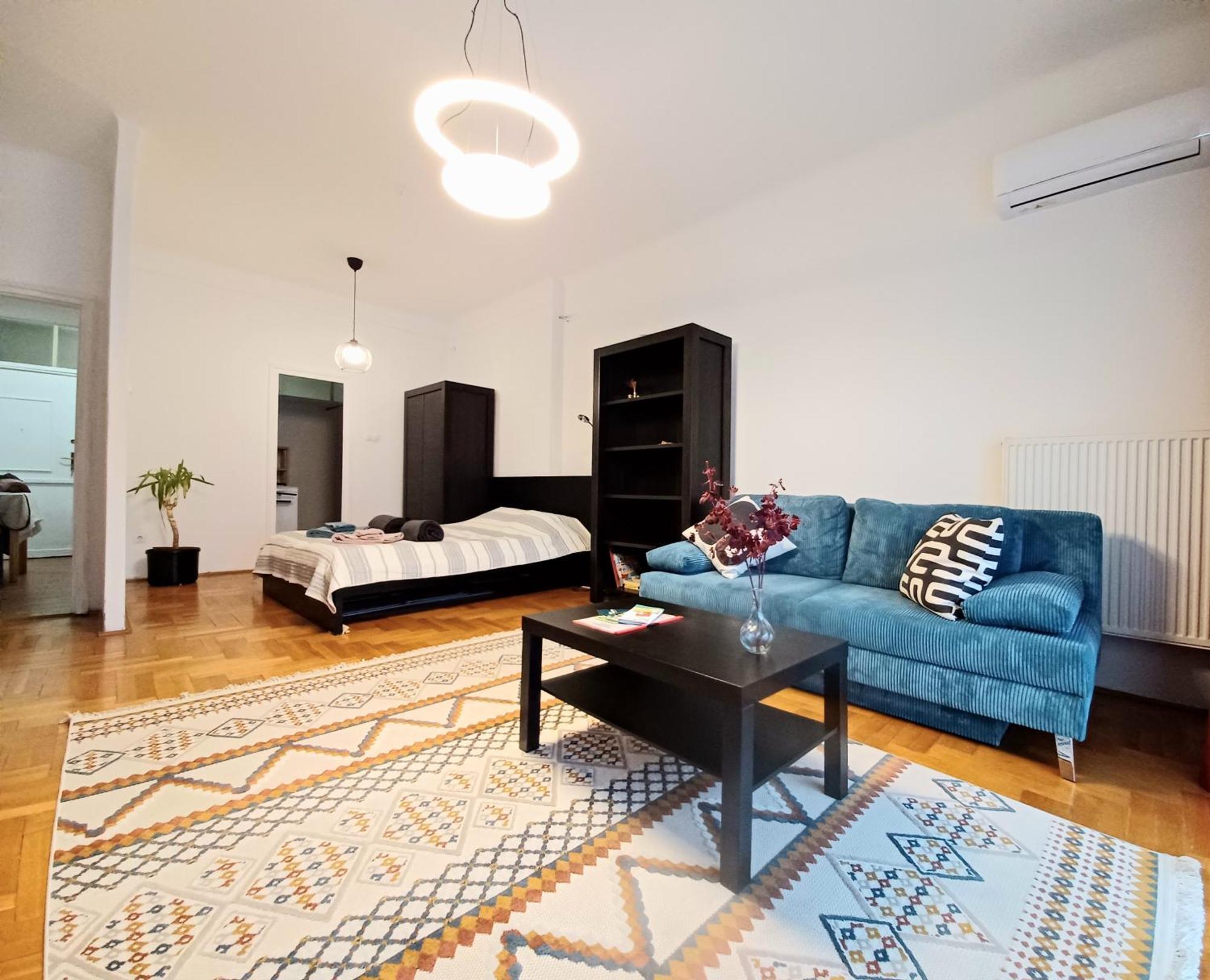 Hero'S Square Apartment Budapest Ngoại thất bức ảnh
