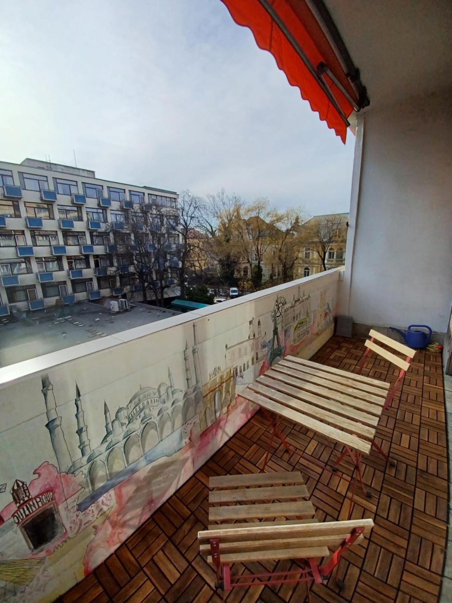 Hero'S Square Apartment Budapest Ngoại thất bức ảnh